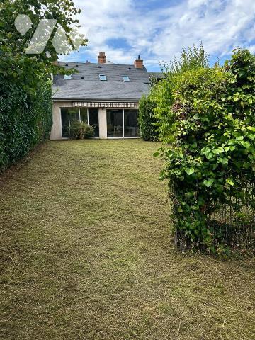 Maison familiale avec jardin – 4 chambres – Beau potentiel