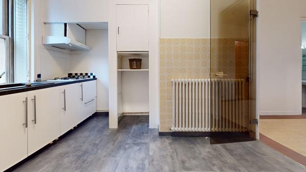 CASERNE DE BONNE 3 PIECES