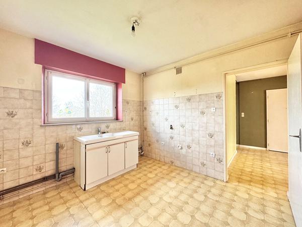 Spacieux T4 avec son garage, ses balcons, son jardin et sa cave