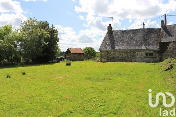 Maison 3 pièces de 46 m² à Andouillé (53240)