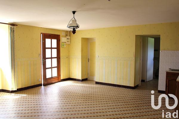 Maison 3 pièces de 46 m² à Andouillé (53240)