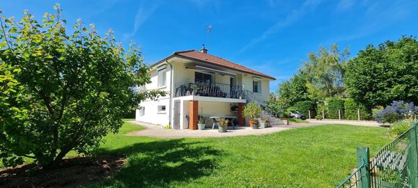 Pavillon de 4 chambres sans aucuns travaux sur sous-sol aménagé  !