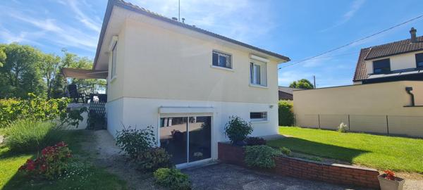 Pavillon de 4 chambres sans aucuns travaux sur sous-sol aménagé  !