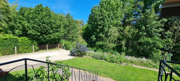 Pavillon de 4 chambres sans aucuns travaux sur sous-sol aménagé  !