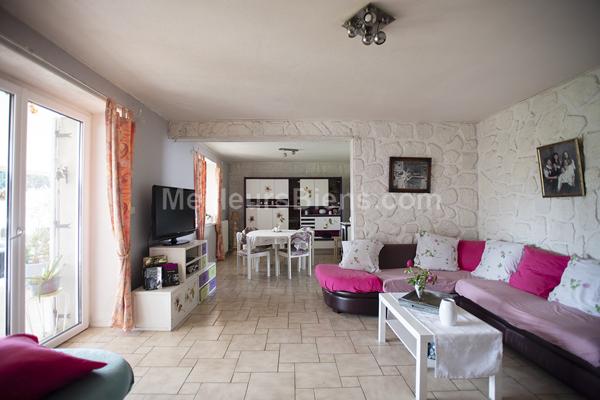 Immense maison avec terrasse à vendre à Auxonne