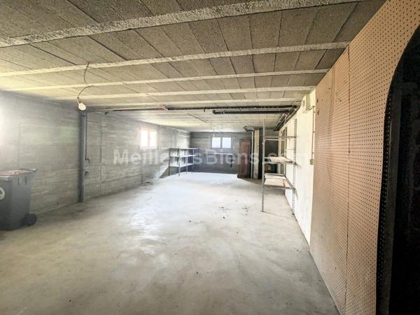 Villa avec sous-sol complet