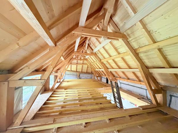 Grange rénovée entièrement en hors d'eau hors d'air