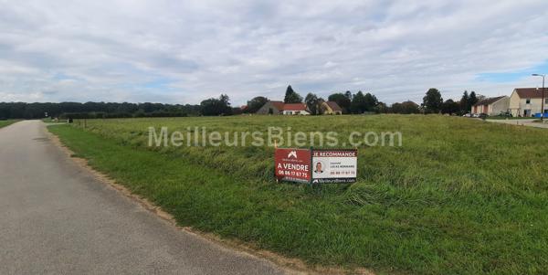 Terrain de 1433m2 à acheter 50000 € à Auxonne (21)