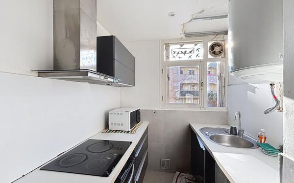 Appartement à vendre    3 pièces • 61,91 m2 Saint-Raphaël