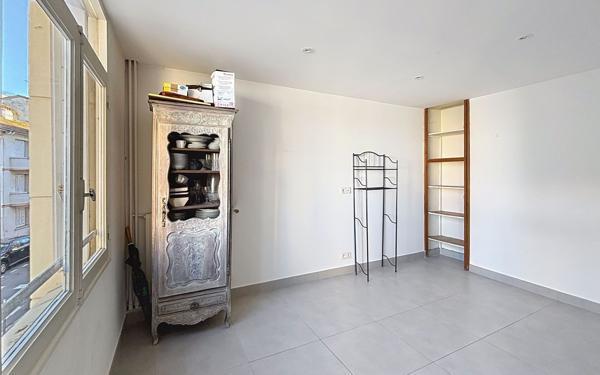 Appartement à vendre    3 pièces • 61,91 m2 Saint-Raphaël