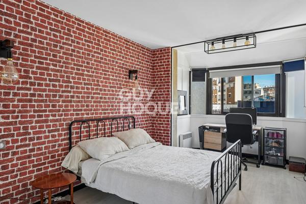 Dernier étage , T4 120m² avec terrasse et parkings