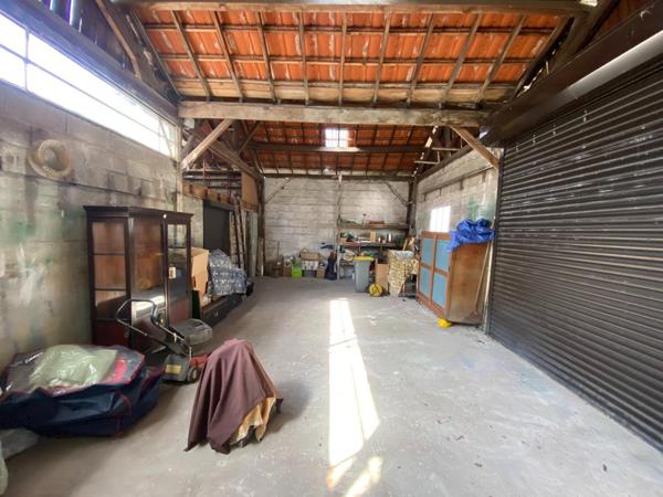 MAISON NIORT 10 MN CENTRE 132M2, 4CH 400M2 TERRAIN