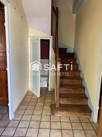 MAISON NIORT 10 MN CENTRE 132M2, 4CH 400M2 TERRAIN