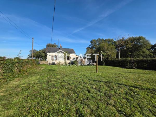 Maison de garde-barrière à rénover