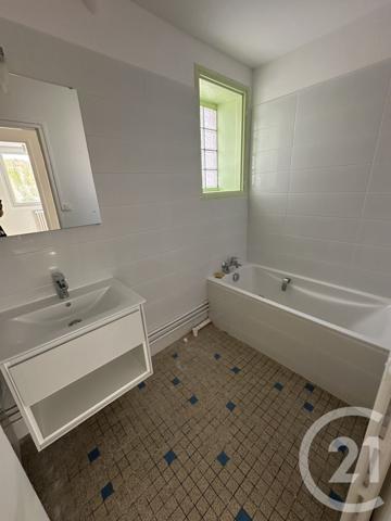 Maison à vendre  7 pièces - 133,70 m2 ROYAN - 17