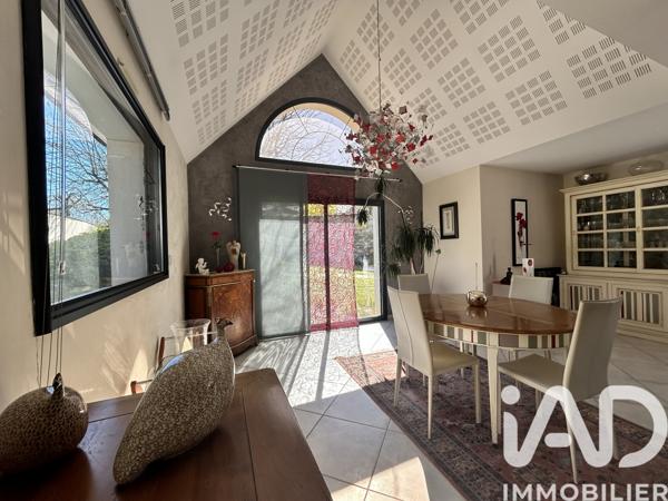 Maison à vendre 8 pièces 216 m² Mûrs-Erigné