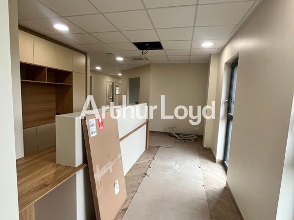 Bureaux - À Louer - Rots