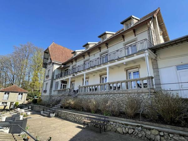 HOTEL RESTAURANT "Ville Thermale" 23 Chambres.