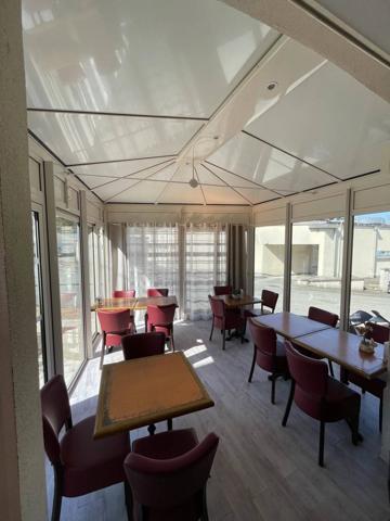 HOTEL RESTAURANT "Ville Thermale" 23 Chambres.