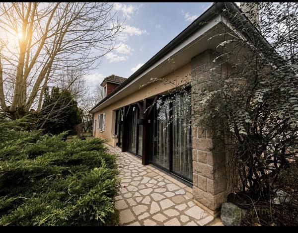 Maison à CHENERAILLES (23130)