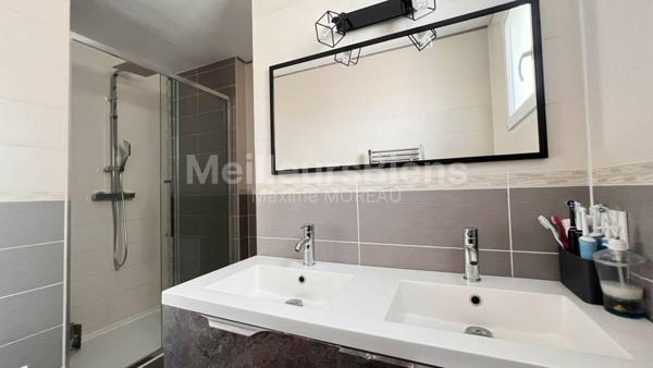 Maison de 147 m2 - 5 Chambres - Diagnostique C