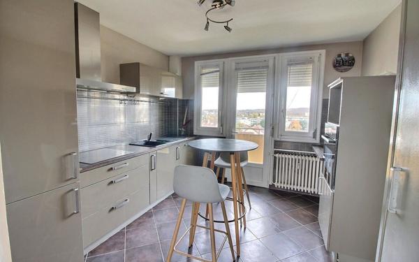 Appartement à vendre    3 pièces • 70,70 m2 Montceau-les-Mines