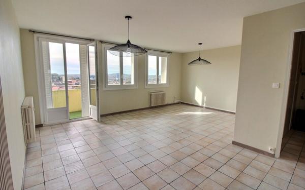 Appartement à vendre    3 pièces • 70,70 m2 Montceau-les-Mines