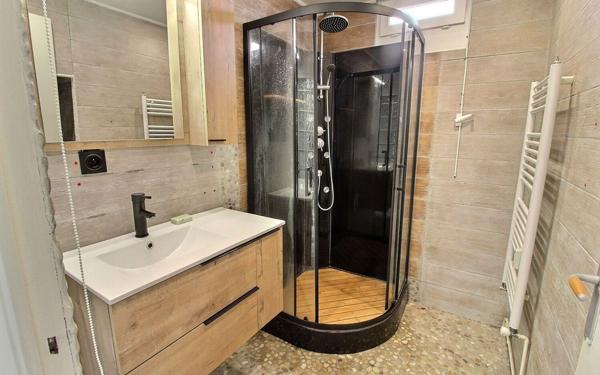 Appartement à vendre    3 pièces • 70,70 m2 Montceau-les-Mines