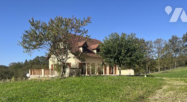 Maison quercynoise sans travaux avec grand terrain - Figeac