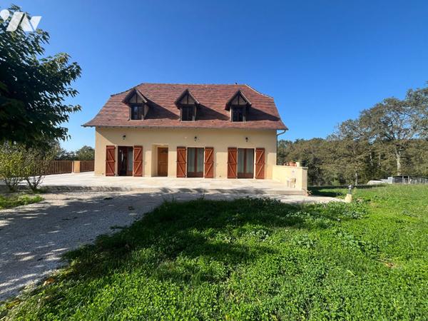 Maison quercynoise sans travaux avec grand terrain - Figeac