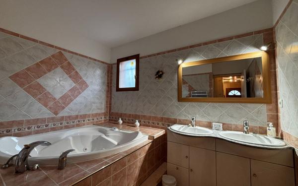 Maison à vendre    4 pièces •  Cazilhac