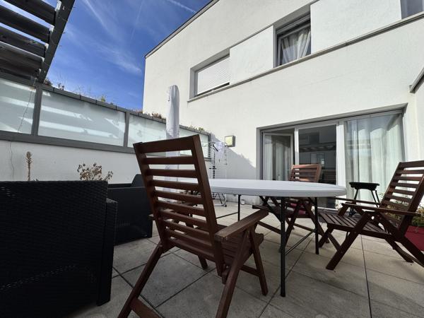 Appartement
         3 pièces
        - 68 m² 244 900 € *