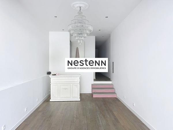 Local Commercial Avenue du Maréchal de Lattre de Tassigny.