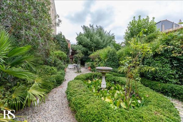 Maison à vendre |  Bordeaux |  10 pièces | 280 m²