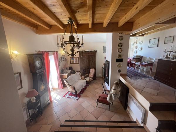 EXCLUSIVITE ! Magnifque maison en pierres à 20 min de Millau ! Montjaux