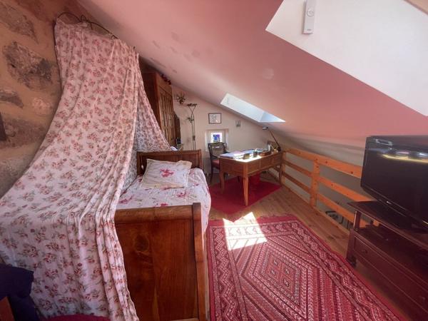 EXCLUSIVITE ! Magnifque maison en pierres à 20 min de Millau ! Montjaux