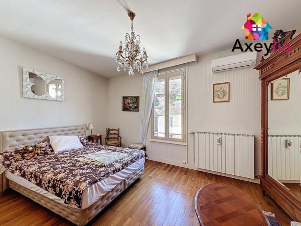 Renaison (42370) A VENDRE - RENAISON CENTRE - MAISON DE BOURG, TERRAIN, DEPENDANCES ET MAISONETTE SUPPLEMENTAIRE