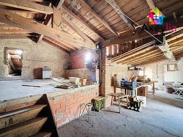 Renaison (42370) A VENDRE - RENAISON CENTRE - MAISON DE BOURG, TERRAIN, DEPENDANCES ET MAISONETTE SUPPLEMENTAIRE