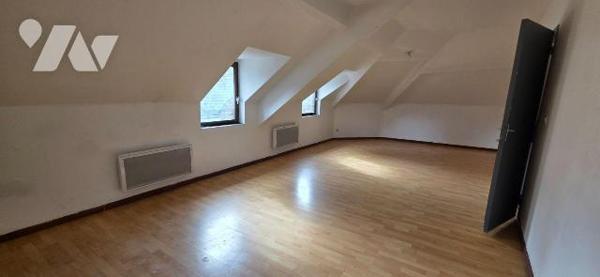 Maison SEMI PLAIND PIED à Vendre à Condé-sur-l'Escaut (59163) en Nord (59)

En vente, maison ...