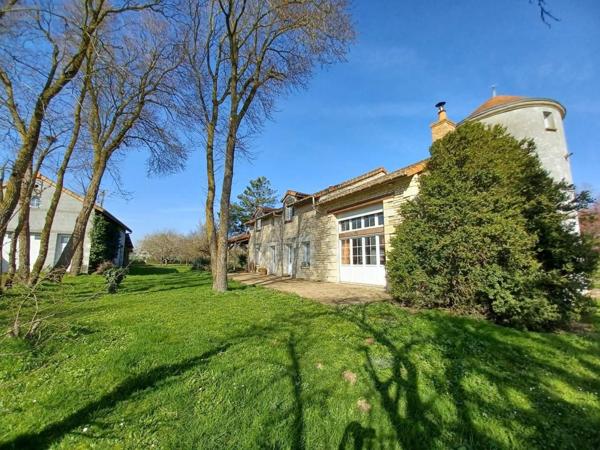 Maison à vendre à Loudun dans la Vienne (86200), ref : 094/1047