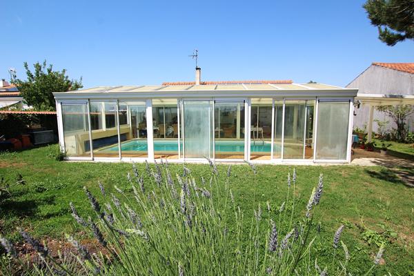 Maison de plain pied, proche de toutes commodités