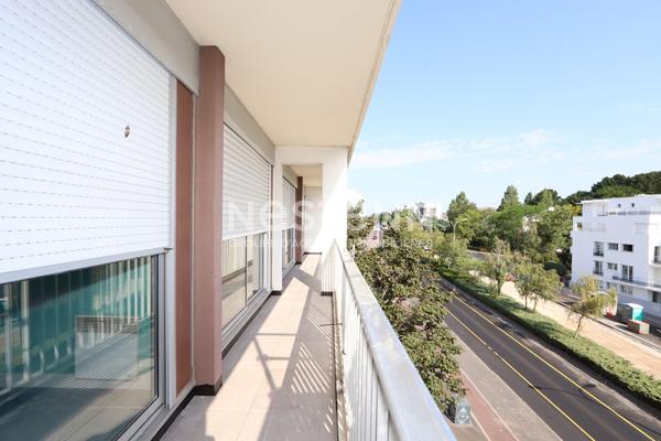 Appartement Saint Nazaire 4 pièce(s) - Ascenseur, balcon, cave et place de parking