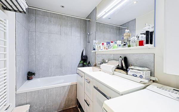 Appartement à vendre    2 pièces • 63,58 m2 Saint-Maurice