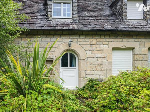 SUPERBE PROPRIETE EN PIERRE DE TAILLE DE 174M² SUR TERRAIN DE 7800M²