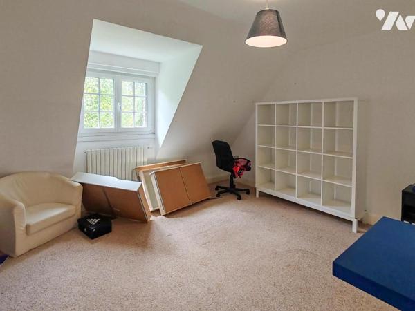 SUPERBE PROPRIETE EN PIERRE DE TAILLE DE 174M² SUR TERRAIN DE 7800M²