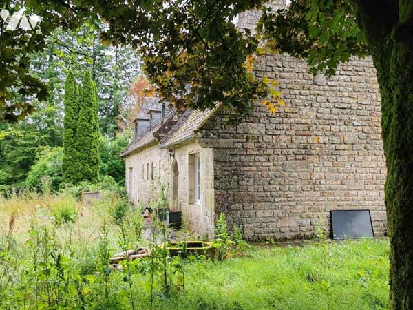 SUPERBE PROPRIETE EN PIERRE DE TAILLE DE 174M² SUR TERRAIN DE 7800M²