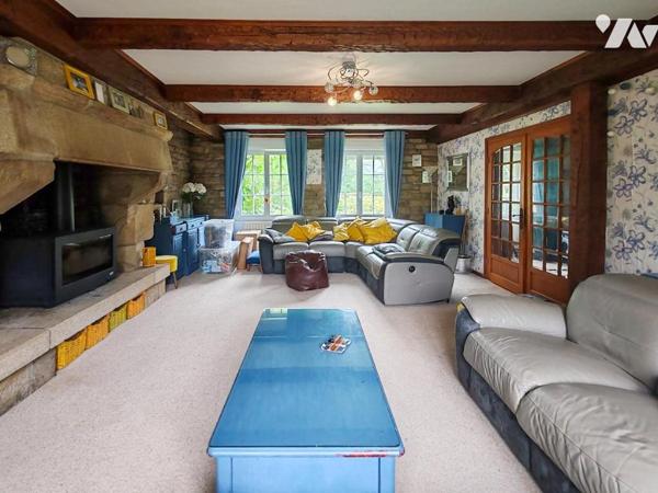 SUPERBE PROPRIETE EN PIERRE DE TAILLE DE 174M² SUR TERRAIN DE 7800M²