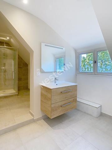 Maison Avrille 6 pièce(s) - Parc de la Haye