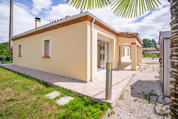 Maison de plain-pied à Sainte-Livrade-sur-Lot (Lot-et-Garonne, 47 )