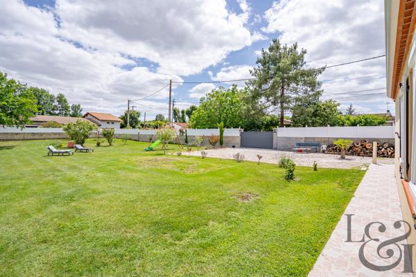 Maison de plain-pied à Sainte-Livrade-sur-Lot (Lot-et-Garonne, 47 )